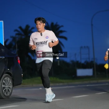 Runner Photo 1662939