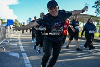 Runner Photo 1662977