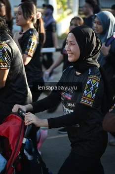 Runner Photo 1663055