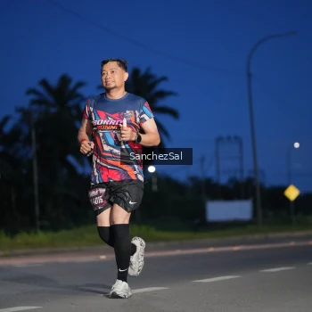 Runner Photo 1663061