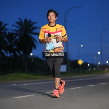 Runner Photo 1663080