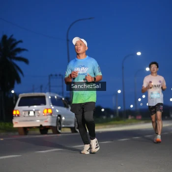 Runner Photo 1663094