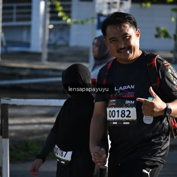 Runner Photo 1663170