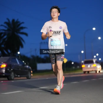 Runner Photo 1663175