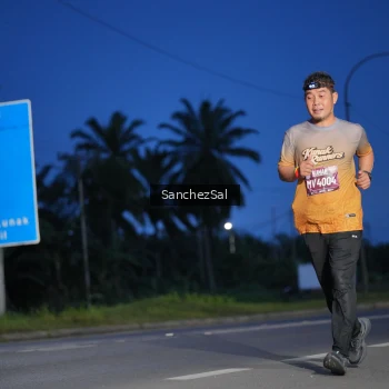 Runner Photo 1663191