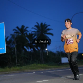 Runner Photo 1663198