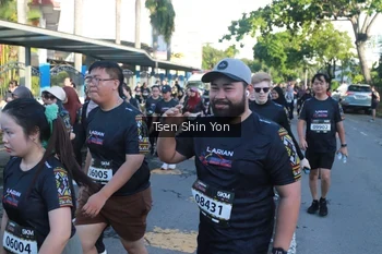 Runner Photo 1663200