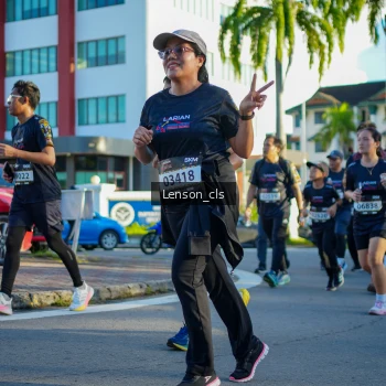 Runner Photo 1663252
