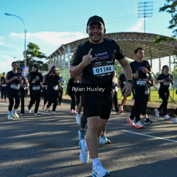 Runner Photo 1663319