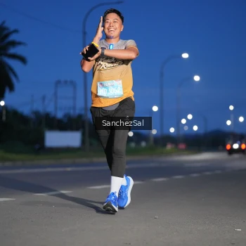 Runner Photo 1663327