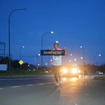 Runner Photo 1663521