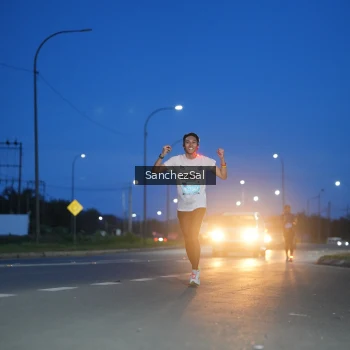 Runner Photo 1663537