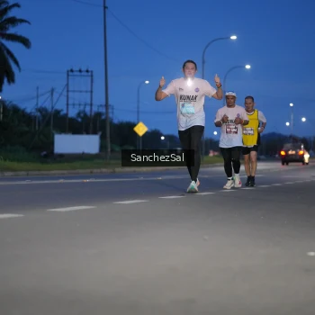 Runner Photo 1663604