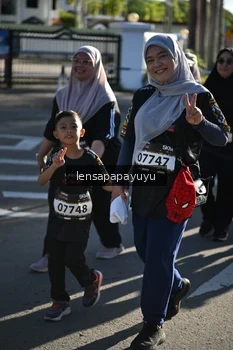 Runner Photo 1663617