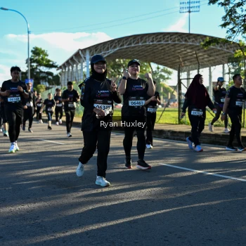 Runner Photo 1663630