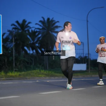 Runner Photo 1663654