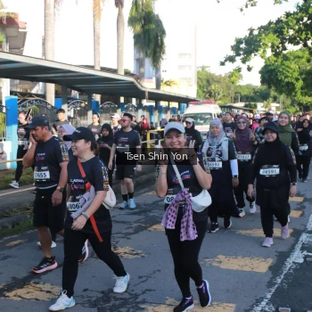Runner Photo 1663692