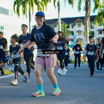 Runner Photo 1663739