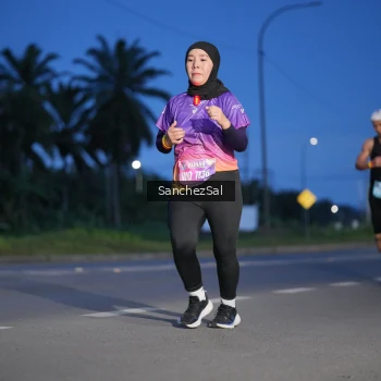 Runner Photo 1663756