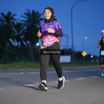 Runner Photo 1663767