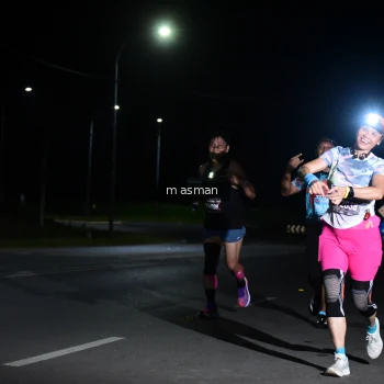 Runner Photo 1663780
