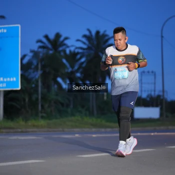 Runner Photo 1663889