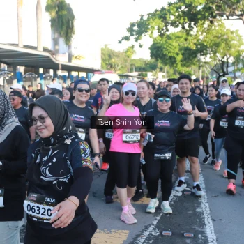 Runner Photo 1664027