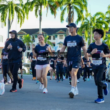 Runner Photo 1664183