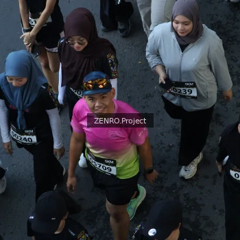 Runner Photo 1664186