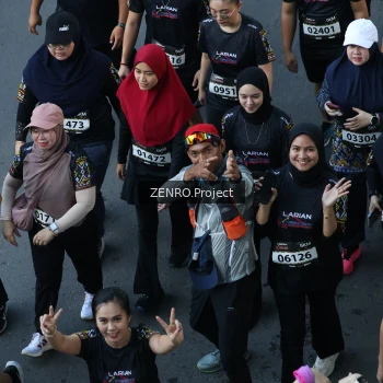 Runner Photo 1664214