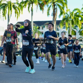 Runner Photo 1664263