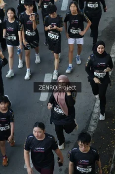 Runner Photo 1664266