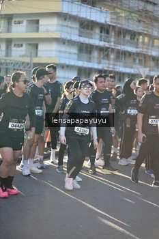 Runner Photo 1664273