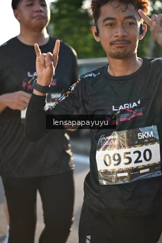 Runner Photo 1664278