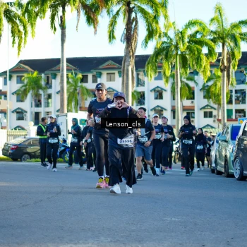 Runner Photo 1664318