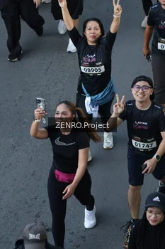Runner Photo 1664326
