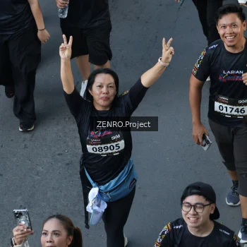 Runner Photo 1664331