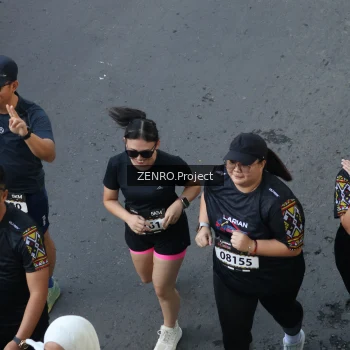 Runner Photo 1664402
