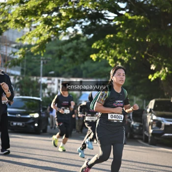 Runner Photo 1664499