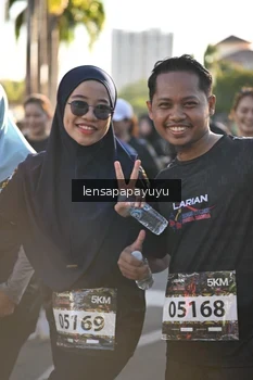 Runner Photo 1664713