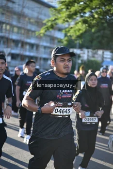 Runner Photo 1664755