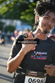 Runner Photo 1664813