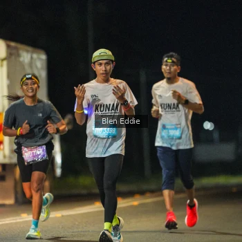 Runner Photo 1664832