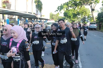 Runner Photo 1664941