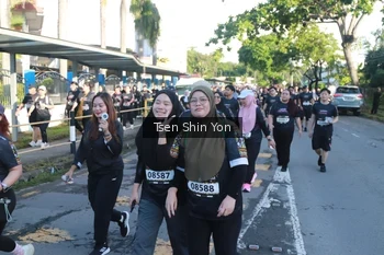 Runner Photo 1665012