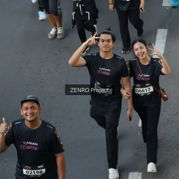 Runner Photo 1665040