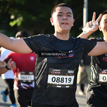 Runner Photo 1665119