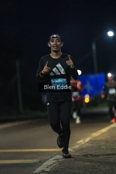 Runner Photo 1665149