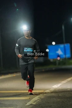 Runner Photo 1665165