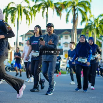 Runner Photo 1665198